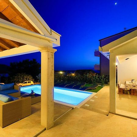 Villa Eni Primosten Bagian luar foto