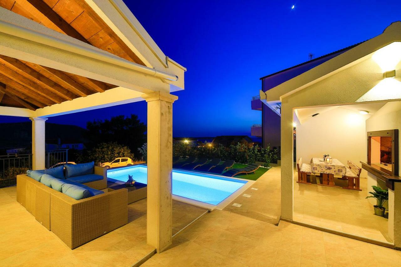 Villa Eni Primosten Bagian luar foto
